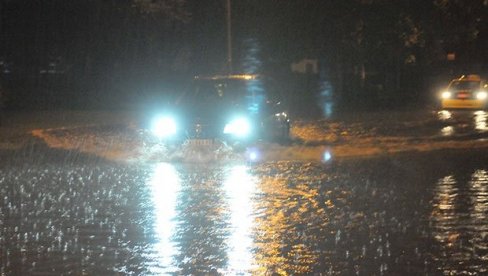 JAKO NEVREME U SJENICI: Centar grada pod vodom