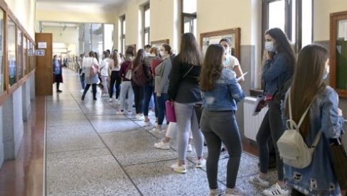 DONETA ODLUKA U SMEDEREVU: Pomoć učenicima i studentima