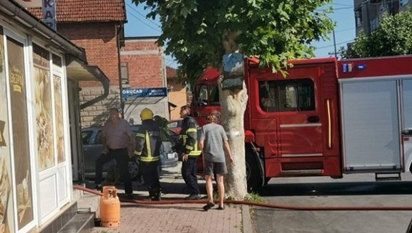 Букнула пекара: Купци и радници излетели напоље бежећи од ватре