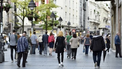 ДАНАС СМЕНА СУНЦА И ОБЛАКА: Ујутру киша, поподне сунчано, а погледајте какво нас време очекује следеће недеље