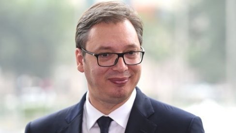 IMAJU TROJE DECE I ŽELE DA GA UPOZNAJU: Porodica Anđelković pisala Vučiću, stigao odgovor od predsednika