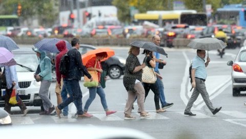 РХМЗ ИЗДАО УПОЗОРЕЊЕ: Данас и сутра у Србији обилне падавине, а ево какво нас време очекује до краја недеље