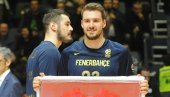 ZVANIČNO: Gudurić se vratio u Fenerbahče