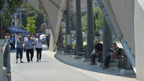 НЕМАЧКИ ПОСЛАНИК БАЈЕР: Немачка не пристаје на било какву територијалну размену