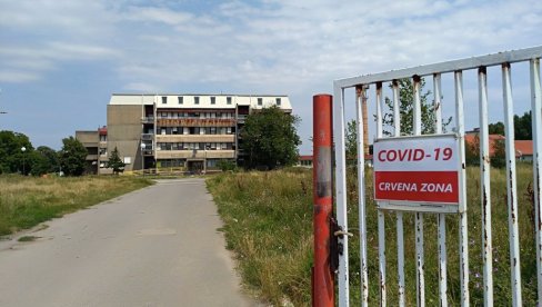 KOVID BOLNICA U POŽAREVCU: Na lečenju 195 pacijenata, osam na respiratoru KOVID BOLNICA U POŽAREVCU: Na lečenju 195 pacijenata, osam na respiratoru