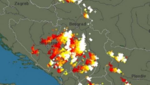 ГОРИ НЕБО ОД ГРОМОВА И ОЛУЈА НАД СРБИЈОМ: Познати метеоролог упозорава - Може доћи до бујица и поплава (ФОТО)