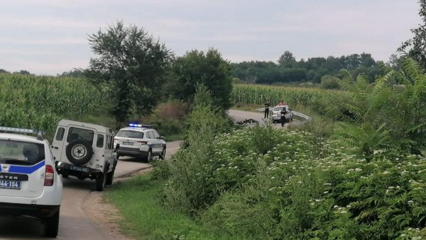 СТРАВИЧАН УДЕС КОД ПРОКУПЉА: Младић на мотору ударио у возило из супротног смера - погинуо на лицу места