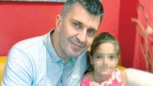 ШПИЈУНКА: Зоран Ђорђевић донео торту ШПИЈУНКА: Зоран Ђорђевић донео торту