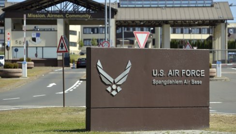 НЕМАЧКА ПАРЛАМЕНТАРНА ПАРТИЈА: Вашингтон би требало да повуче трупе из Немачке