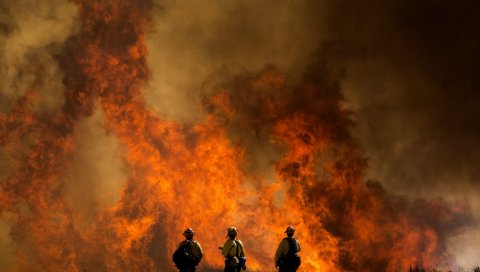 САУДИЈСКИ ЗВАНИЧНИК: Терористички напад; Хути - Ракетирали смо нафтно постројење