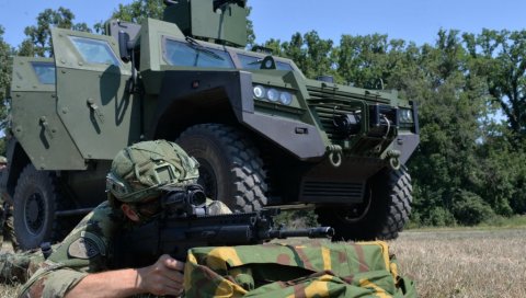 СРПСКИ ВОЈНИЦИ ТЕСТИРАЛИ НОВУ ПУШКУ: Бојево гађање у Никинцима, приказан и Лазар-3 (ФОТО)