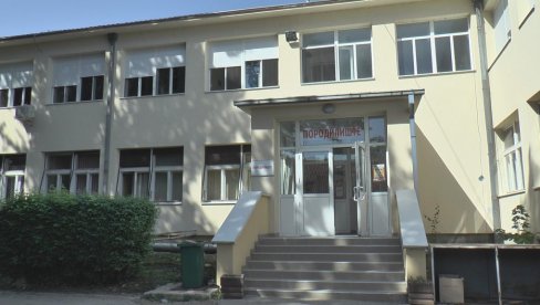 СЕСТРЕ ТРЕЋИ ПУТ МАЈКЕ У ИСТОМ ДАНУ: У чачанском породилишту два порођаја у којима су на свет дошла браћа од тетака СЕСТРЕ ТРЕЋИ ПУТ МАЈКЕ У ИСТОМ ДАНУ: У чачанском породилишту два порођаја у којима су на свет дошла браћа од тетака