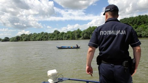 ВОЗАЧ СКУТЕРА СЕ ТЕРЕТИ ЗА ПОКУШАЈ УБИСТВА: Огласио се министар полиције о инциденту на Тамишу