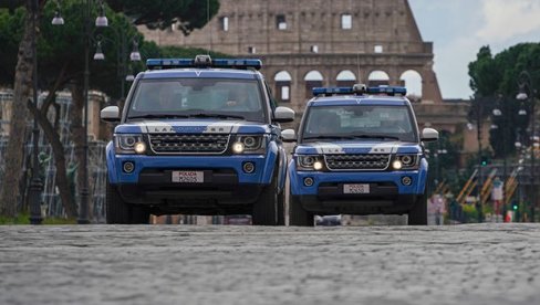 ITALIJANI SE BUNE PROTIV RESTRIKTIVNIH MERA: Sukobi između demonstranata i policije