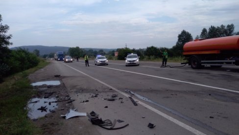 TEŽAK UDES KOD UŽICA: Poginula žena, povređeno dvoje