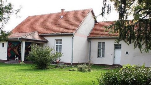 КОБАН УДАРАЦ У ШКОЛСКОМ ДВОРИШТУ: Више јавно тужилаштво у Шапцу повело истрагу против 19-годишњег Александра И. из Црне Баре КОБАН УДАРАЦ У ШКОЛСКОМ ДВОРИШТУ: Више јавно тужилаштво у Шапцу повело истрагу против 19-годишњег Александра И. из Црне Баре