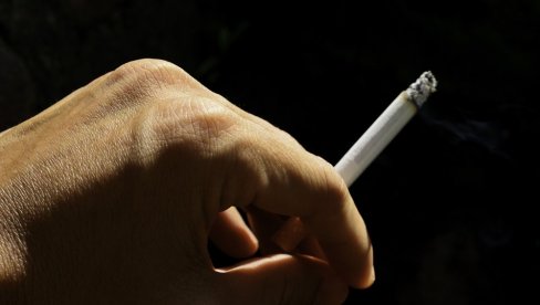 CIGARETE SAMO NA OTVORENOM? Parlament Federacije BiH danas glasa o zabrani pušenja