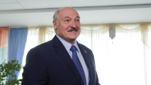 ЗАПАД ПРЕТИ САНКЦИЈАМА, ЛУКАШЕНКО СЕ ВЕСЕЛИ: Славље у породици белоруског председника, удала се најстарија унука Викторија (ФОТО)