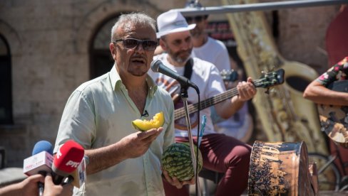 PRESEKLI LUBENICU UMESTO VRPCE: U gradu na Nišavi otvoren džez festival Nišvil onlajn