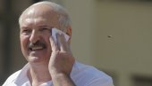 NOVI IZBORI NE DOLAZE U OBZIR: Lukašenko obilazi fabrike i traži podršku radnika NOVI IZBORI NE DOLAZE U OBZIR: Lukašenko obilazi fabrike i traži podršku radnika