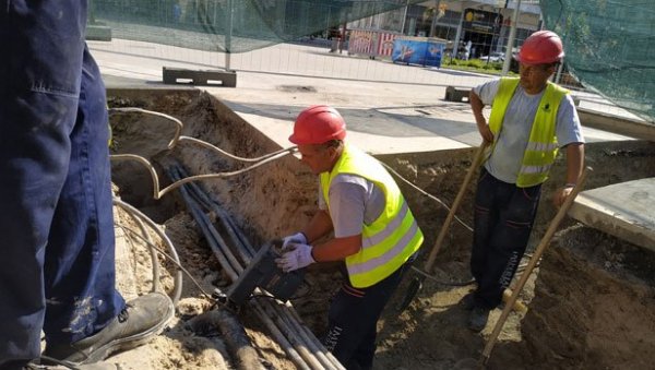 РАДОВИ НА ВОДОВОДНОЈ МРЕЖИ: Део Новог Сада без воде