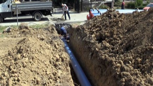 MAJSTORI U SURČINU: Radovi na vodovodnoj mreži