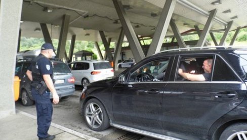 PRESEO IM ŠOPING U ISTANBULU: U šupljinama autobusa krili 53 kg droge!