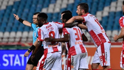 POSLEDNJE PRIPREME PRED MEČ SA TIRANOM: Zvezda krenula na trening na stadion Er Albanija (VIDEO)