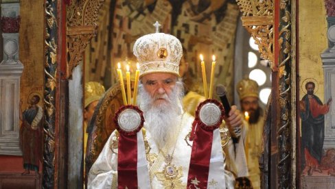 BERANE SE OPRAŠTA OD SVOG ĐEDA: Biće teško, ali nastavićemo kako si nas učio, mitropolitovi posteri na više mesta u gradu (FOTO)