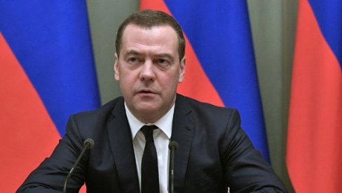 TRAMP SLOMIO UKRAJINU: Medvedev o sporazumu Vašingtona i Kijeva