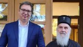 VUČIĆ ČESTITAO ROĐENDAN PATRIJARHU IRINEJU: Želim vam da dugo upravljate kormilom SPC za dobro našeg naroda i crkve (FOTO)