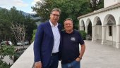 VUČIĆ SE SASTAO SA ZORANOM JANKOVIĆEM: Predsednik Srbije razgovarao sa gradonačelnikom LJubljane (FOTO)