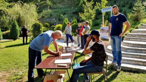 PETICIJA PROTIV TREĆEG RUDNIKA: Meštani Lešja, Plane i okolnih sela protive se otvaranju novog kamenoloma na planini Baba