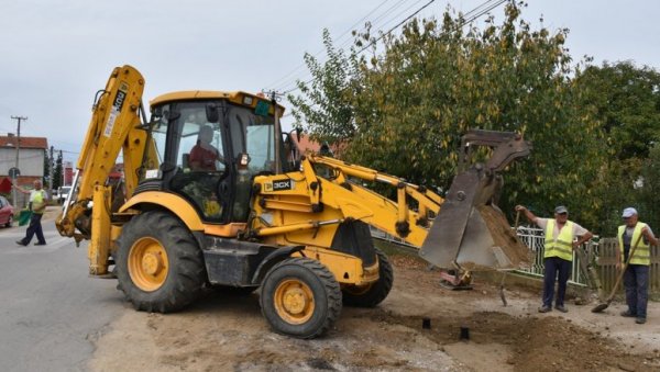 НОВА ВОДОВОДНА МРЕЖА: Напредују радови на такозваном бојничком путу