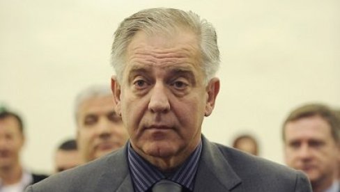 НАКОН 10 ГОДИНА: Иво Санадер изашао из затвора