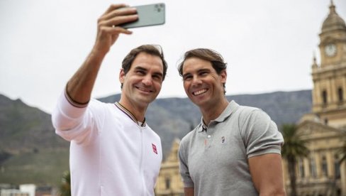 FEDERER I NADAL SLAVE IZBACIVANJE ĐOKOVIĆA: Reakcija dvojice tenisera postala hit na društvenim mrežama (VIDEO)