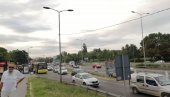 VELIKE GUŽVE U BEOGRADU: Vozila mile u koloni od Laste do Autokomande