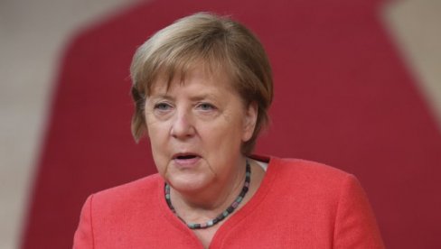 MERKEL ZABRINUTA Upozorava na opasnost od 19.200 novozaraženih dnevno