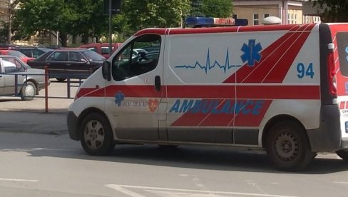 AUTOMOBIL POKOSIO DEČAKA NA BICIKLU: Mališan iz Novog Pazara hitno transportovan u bolnicu, lekari mu se bore za život