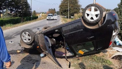 STRAVIČNA NESREĆA KOD ČAČKA: Auto se prevrnuo na KROV, vozač ISPAO, očevici opisali ZASTRAŠUJUĆU SCENU