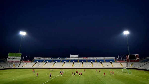 FOTO-UBOD: Loš teren i zaključan šesnaesterac dočekali dočekali Crvenu zvezdu (FOTO)