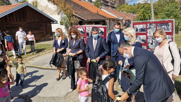 ФАБРИЦИ И МИХАЈЛОВИЋ: Посета Ваљеву