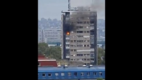 POŽAR NA NOVOM BEOGRADU: Gori stan na 11. spratu zgrade (VIDEO) POŽAR NA NOVOM BEOGRADU: Gori stan na 11. spratu zgrade (VIDEO)