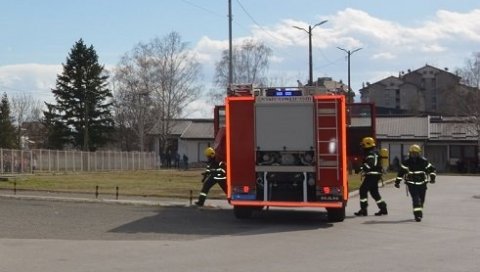 ТРАГЕДИЈА КОД КРУШЕВЦА: Жена страдала у пожару, ватрогасци још на терену