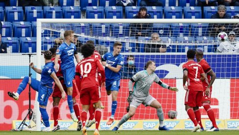 BIKOVI NE GUBE PETKOM: Hofenhajm navikao da juri rezultat