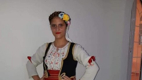 FOLKLORCI OPLAKUJU ANU (15) IZ OBREŽA: Otišla si u drugi dom i postala naš anđeo čuvar