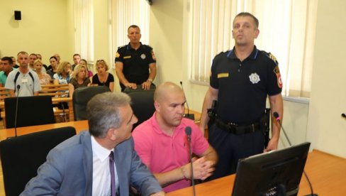 TRAŽE VEĆU KAZNU! Žalbeni postupak na suđenju Milišiću, osuđenom za ubistvo Šupljeglava u Trebinju TRAŽE VEĆU KAZNU! Žalbeni postupak na suđenju Milišiću, osuđenom za ubistvo Šupljeglava u Trebinju