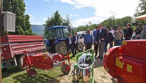 НЕЗАШТИЋЕНИ ОД УВОЗНОГ ЛОБИЈА: Надлежни тврде да су пољопривредници превазишли проблеме изазване короном