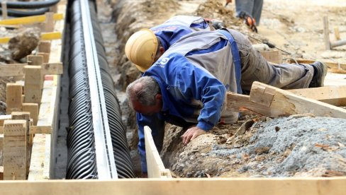ŠTA KAŽU ISTRAŽIVANJA: Četvorodnevna radna nedelja ima velike prednosti, ali i neke mane ŠTA KAŽU ISTRAŽIVANJA: Četvorodnevna radna nedelja ima velike prednosti, ali i neke mane