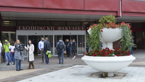 КРЕЋУ ПРЕДАВАЊА НА ФАКУЛТЕТУ: Настава на даљину на Економском факултету у Београду од 19. маја